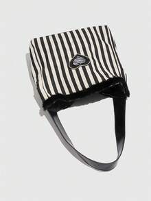 ROMWE 2 Pcs Retro Style Black And White Striped Fur Edge Decoration Women's Shoulder Bag, Large Capacity Flower Printed Mother And Bag, Suitable For Daily Travel In Autumn And Winter, Leopard Print Heart-Shaped Decoration Commuting Bag - Black and White - View 6