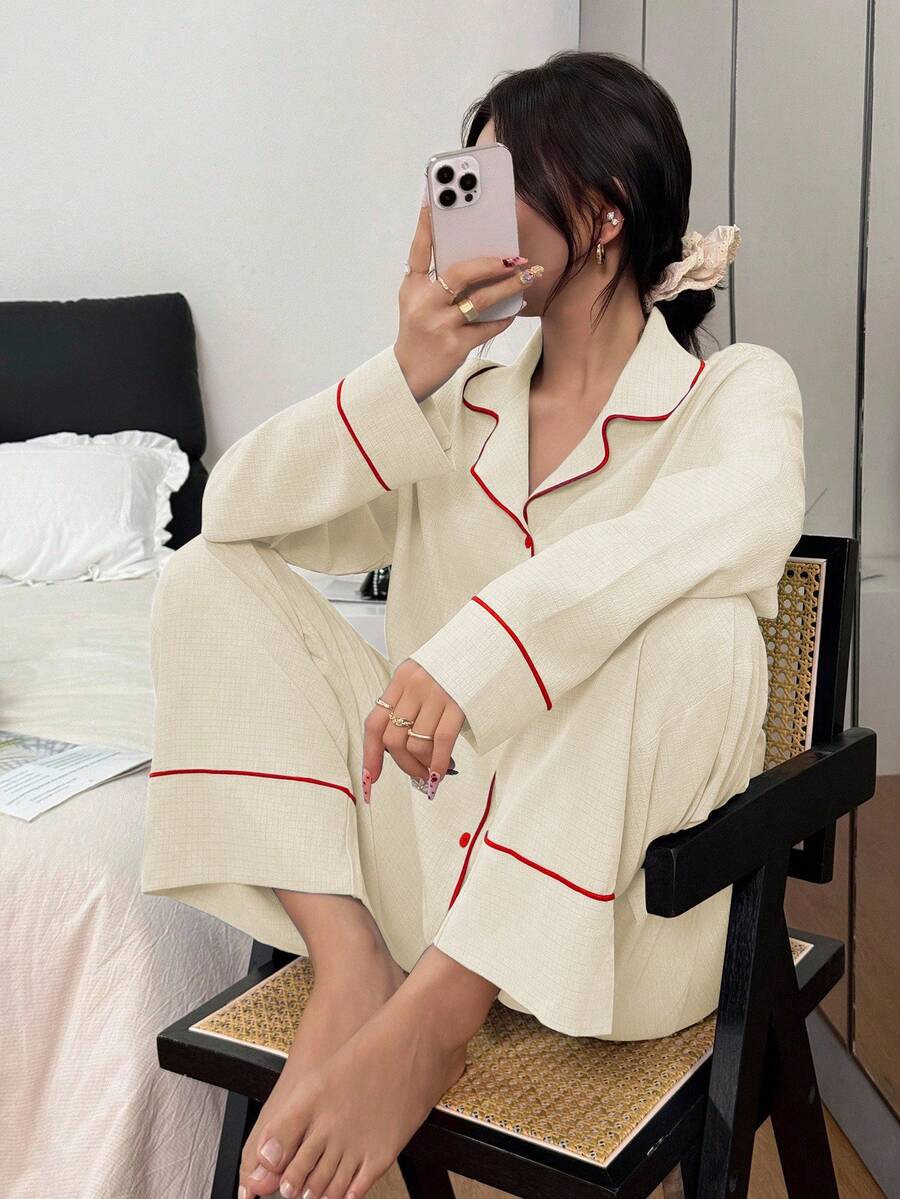 SHEIN 撞色滚边翻领双口袋女士长袖上衣+裤子睡衣套装，秋冬服装 - 米色 - 查看 1