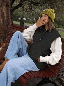 DAZY 轻薄无袖绗缝背心外套，绗缝图案，宽松休闲刺绣字母设计，女士纯棉外套，秋冬女式大衣 - 黑色 - 查看 5