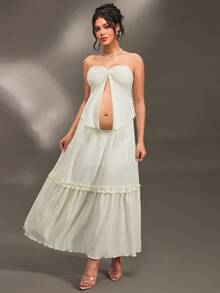 Cheriluna Maternity 孕妇扭纹前抹胸和荷叶边下摆中长裙摄影服装套装 - 米色 - 查看 1