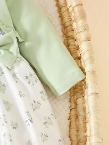 SHEIN 新生女婴粉色长袖拼布花卉蝴蝶结连衣裙，搭配优雅甜美可爱头饰，适合秋季日常户外休闲活动 - 綠色 - 查看 6