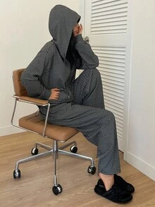 DAZY Women's Casual Striped Fleece Hooded Loose Loungewear Set, Autumn/Winter Pajama, Cozy Outfit, Fall Clothes