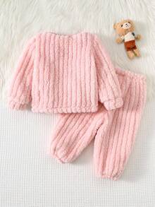 Cozy Pixies 2 pezzi Set di tuta da bambina con maglia a girocollo a maniche lunghe e pantaloni in vita elastica, con motivo a orsetto cartoni animati, foderata termicamente, comoda, versatile, alla moda per uso quotidiano, adatta per interno, esterno, sport, feste, Natale e altre occasioni in autunno/inverno. Outfit da orsetto per neonata, completo lavorato a maglia per neonata, set autunnale/invernale per neonata, tutina con orsetto, abbigliamento caldo per neonata. - Rosa - Visualizzare 2
