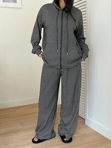 DAZY Women's Casual Striped Fleece Hooded Loose Loungewear Set, Autumn/Winter Pajama, Cozy Outfit, Fall Clothes