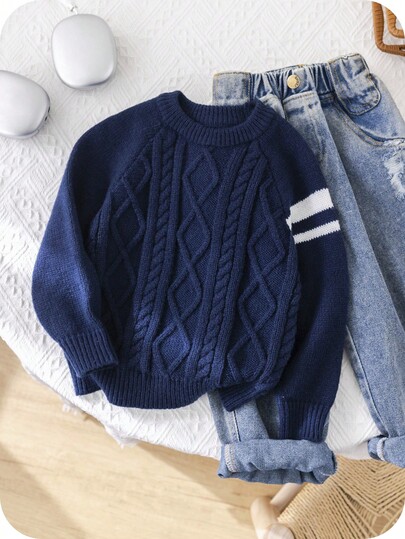 1pc Young Boys Casual Comfortable Stylish Classic Textured Knit Deer Pattern Round Neck Sweater, Suitable For Kids Outfit, Young Boy Clothes, School, Daily Wear, Travel, Party, Autumn/Winter