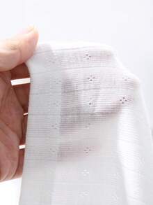 Livesso 女式撞色蕾丝 V 领纽扣修身长袖 T 恤 - 白色 - 查看 9