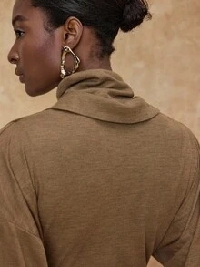 SHEIN Privé VITNOS 秋冬新款女装双层立领优雅长袖垂褶针织连衣裙,适合晚宴、时尚秋冬、优雅休闲装、奢华派对礼服、时尚秋季装扮、派对造型、周末休闲装、魅力连衣裙、秋冬职场装、精致浪漫、迷人浪漫礼服、秋季派对魅力优雅连衣裙、教师装、女士奢华晚礼服、优雅派对礼服、垂褶连衣裙、商务休闲装、毕业舞会礼服,适合约会、外出、夜生活、婚礼、假日、度假、生日等场合。 - 棕色 - 查看 9