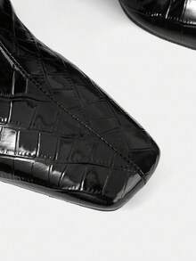 MOTF Giày bốt cao đến đầu gối bằng da bóng có xếp ly, giày bốt cao gót đế nhọn mỏng dành cho nữ - màu đen - Xem 3