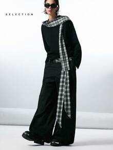 LYSMO SELECTION 2025 New Arrival Minimalist Fall/Winter Women's Plaid Hooded Loose Long Sleeve Casual T-Shirt, Comfortably Versatile, Vintage And Artistic Style, Relaxed Chic Look, Black Knit Scarf Layered Design, Plaid Elements, Perfect For Urban Commute, Soft And Warm Fabric, Stylish Layered Detailing, Ideal For Everyday Autumn And Winter Outings Black Top Scarf Top Black Long Sleeve Shirt Plaid Scarf,Christmas