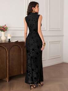 EastFlair 女式无袖镂空立领优雅提花修身连衣裙 - 黑色 - 查看 5