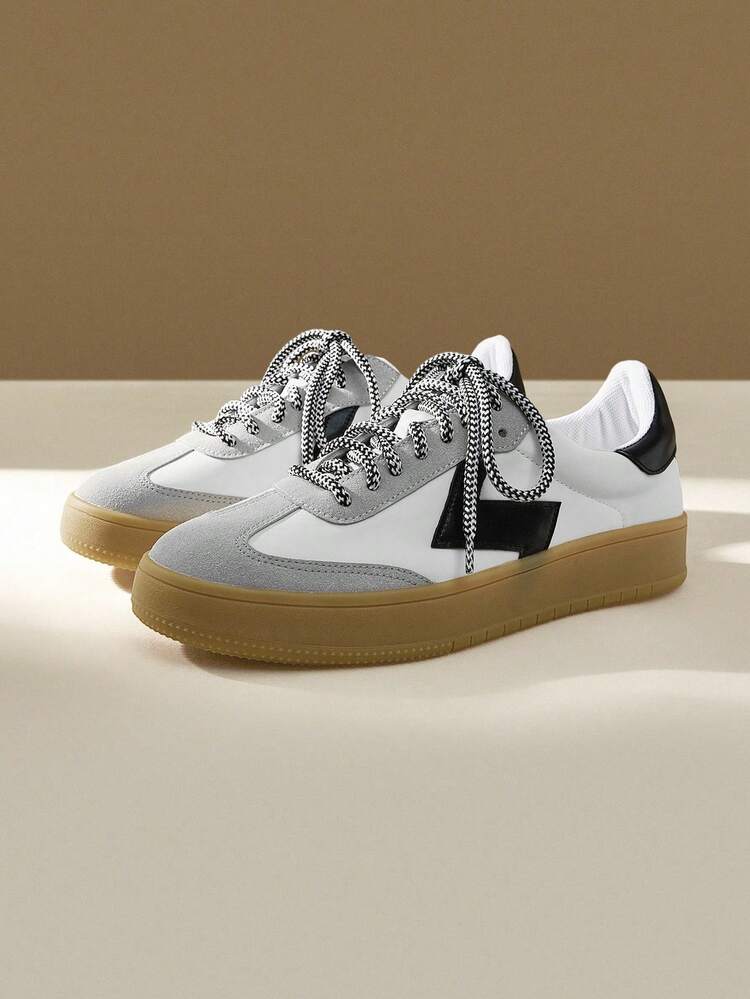 CUCCOO EASI Women's Round Toe Thick Flat Casual Sneakers, Patchwork Design, PU Leather, Black & White, Suitable For Everyday Indoor And Outdoor Wear