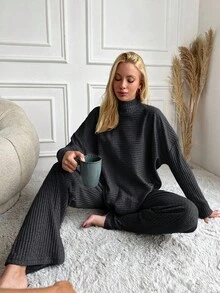 EURMUSE Set da due pezzi composto da maglietta a maniche lunghe a costine con spalle scoperte e pantaloni in cotone per donne - Grigio - Visualizzare 3