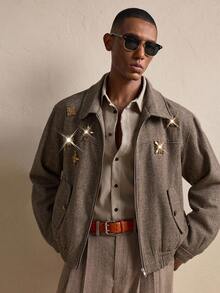 AKNOTIC Business Casual 男士秋季金属3D花卉装饰长袖外套，适合秋冬季节和圣诞节穿着 - 咖啡棕 - 查看 1