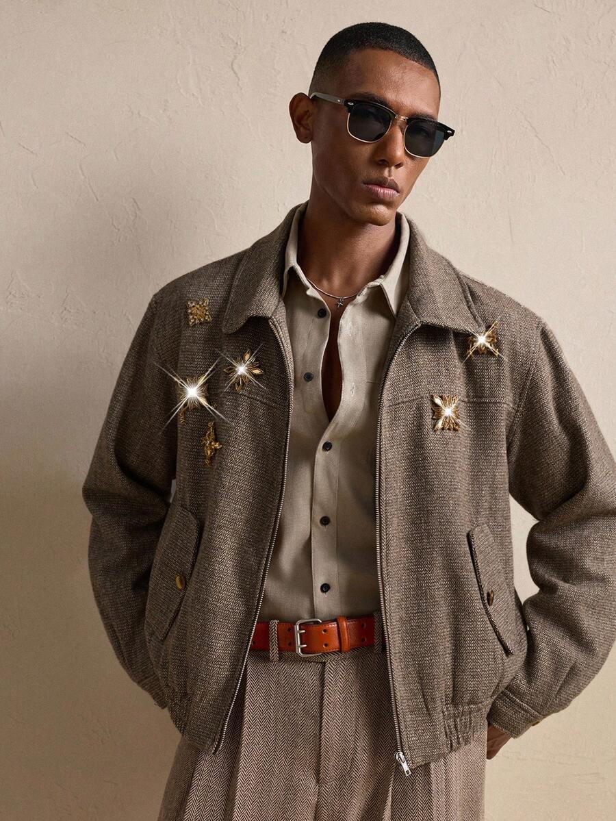 AKNOTIC Business Casual 男士秋季金属3D花卉装饰长袖外套，适合秋冬季节和圣诞节穿着 - 咖啡棕 - 查看 1