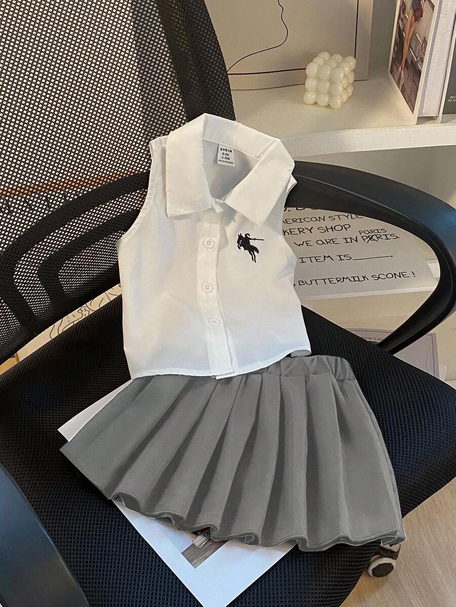 女婴夏季简约学院风服装：白色无袖翻领衬衫，搭配黑色刺绣装饰，搭配黑色百褶迷你裙，适合日常穿着和通勤 - 灰色 - 查看 1