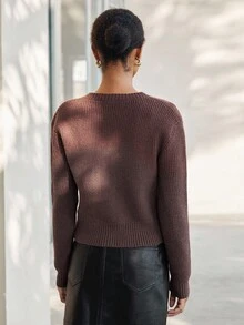 Lumivelle 女士纯色圆领落肩前扣时尚单排扣圆领针织开衫 - 咖啡棕 - 查看 2