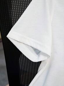 Teletubbies X SHEIN Women Casual Loose Round Neck Cartoon Graphic Short Sleeve T-Shirt, Suitable For Summer