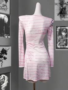 INAWLY 女式 Y2K 朋克天使翅膀 V 领修身粉色条纹喇叭袖连衣裙，节日礼物，时尚，垃圾摇滚，甜心摇滚，姐妹礼物，返校装，家庭礼物，适合送给朋友和家人的礼物 - 彩色 - 查看 4