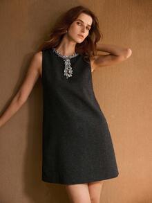 MOTF PREMIUM SEQUIN KEYHOLE NECKLINE DRESS