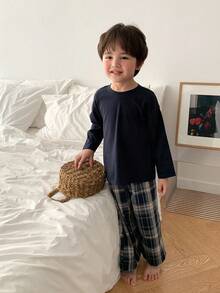 DAZY Young Boy Solid Color Round Neck Long Sleeve Top And Plaid Long Pants Pajama Set - Navy Blue - View 4