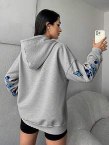 RueChic Women's Autumn/Winter Letter & Butterfly Print Drop Shoulder Hooded Sweatshirt With Drawstring - Light Grey - View 2