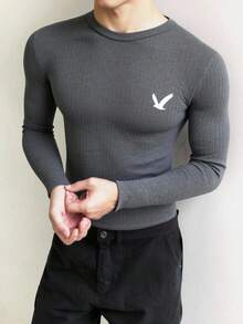 SHEIN 青少年男童简约修身撞色印花长袖纹理T恤，休闲学院风，舒适时尚，百搭柔软面料，适合日常穿着、上学、郊游、户外活动、秋冬季节，返校季青少年运动衫，青少年罗纹紧身T恤，青年男装压缩T恤，青少年紧身T恤 - 灰色 - 查看 1