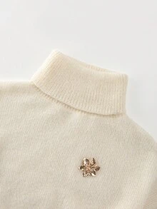 SHEIN Franclia Bộ 2 món áo len dệt kim dáng rộng cổ lọ tay loe trang trí kim loại thanh lịch và quần ống rộng, phong cách Âu Mỹ - Màu be - Xem 5