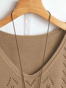 EMERY ROSE Große Größen Lässiges, einfarbiges Strickoberteil mit V-Ausschnitt, Cut-Out