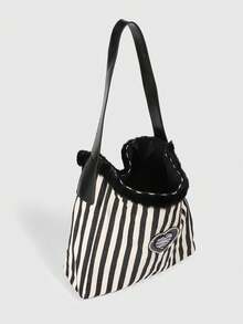 ROMWE 2 Pcs Retro Style Black And White Striped Fur Edge Decoration Women's Shoulder Bag, Large Capacity Flower Printed Mother And Bag, Suitable For Daily Travel In Autumn And Winter, Leopard Print Heart-Shaped Decoration Commuting Bag - Black and White - View 4