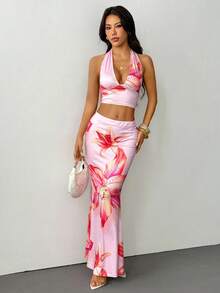SHEIN PETITE Women's Holiday Halter Top And Skirt Printed Two Pieces Set Floral Two Piece Set Vacation 2 Piece Outfit Maxi Skirt Two Piece Set Summer Two Piece 2 Piece Dress