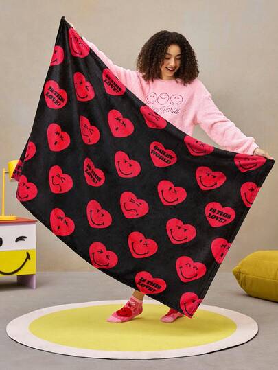 SmileyWorld® | SHEIN 1 pieza Manta de franela gruesa con estampado de corazón y cara sonriente, suave y cálida, anti-desprendimiento, adecuada para sofá, cama, siesta, disponible en varios tamaños