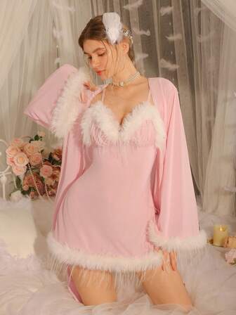 DelicateAllure Sexigt set med nattlinne och badrock i mesh och lapptäcke för kvinnor, fuzzy trim