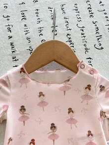 SHEIN LMoss Kids Kids Newborn Baby Girl Cute Cartoon Pattern Ruffle Trim Round Neck Short Sleeve Knit Soft Pajama Set, 2pcs - Pink - View 6