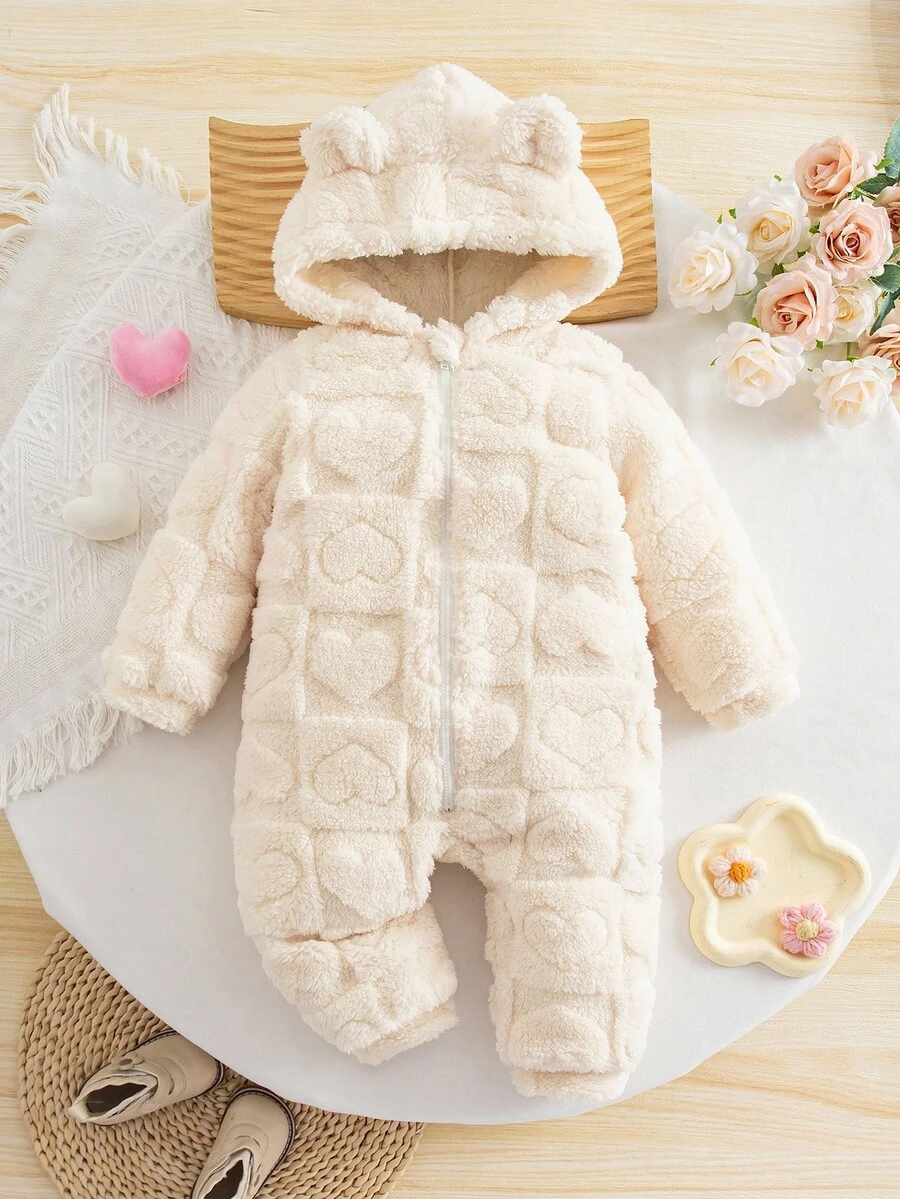 Newborn Baby Girls' Cute Fuzzy Ear Accent Heart Pattern Zipper Hooded Jumpsuit, Autumn/Winter Baby Winter Jumpsuit Baby Girl Winter Jumpsuit Newborn Baby Winter Clothes Warm Baby Jumpsuit Hooded Baby Jumpsuit Fall