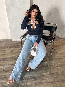 SHEIN SXY Damska, casualowa, czarno-biała, kontrastowa, kwiatowa koszulka z wycięciami