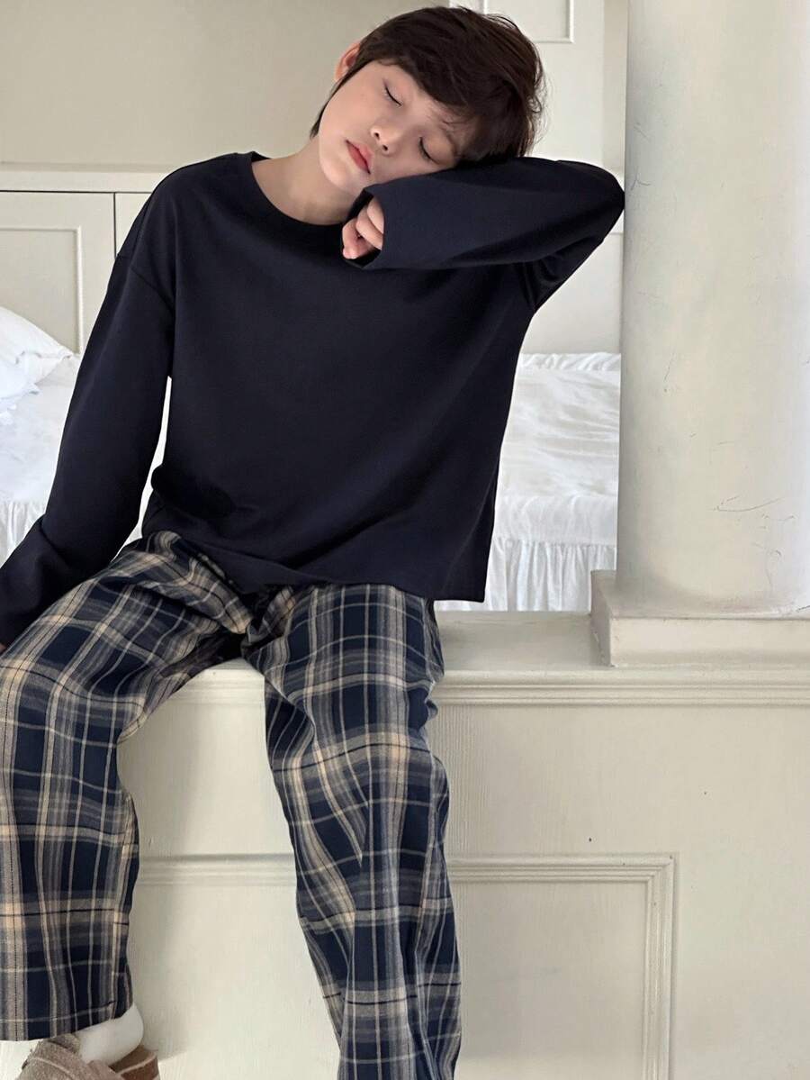 DAZY Tween Girl Casual Solid Color Long Sleeve Top And Plaid Pants Pajama Set, Autumn - Navy Blue - View 1