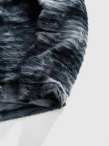 ROMWE MEN Goth 休闲长袖深色纹理男士T恤，百搭日常穿着，秋季款 - 黑色 - 查看 4