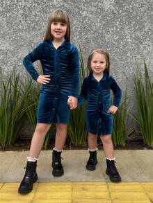 SHEIN Váy xếp ly cổ bẻ màu trơn cho bé gái tuổi mới lớn - Màu xanh lam - Xem 2