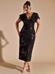 SHEIN BAE Plus Size Solid Pink Rhinestone & Sequin Floral Backless Mini Dress, Beach Vacation Dress, Sexy Backless Elegant Sweet Dress, Graduation Dress New  Fall Fashion Clothes For Women,Autumn Outfits Women Plus Size,Valentine's Day,Valentine Outfits For Women - Pink - View 6