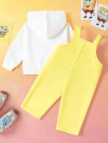 SpongeBob SquarePants | SHEIN 2 件女婴字母图案连帽衫和可爱卡通图案背带裤休闲套装 - 彩色 - 查看 2
