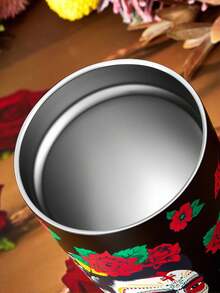 Frida Kahlo X SHEIN 20 盎司/600 毫升印花不锈钢平底保温杯（带杯盖） - 黑色 - 查看 6