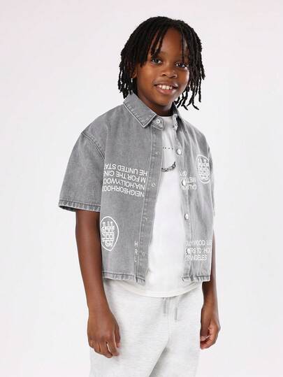 SUMWON Bomull Tween Pojkar Överdimensionerade Kortärmade Jeansskjortor Button Down Street Style Vit Text Tryck Retro Typografi Los Angeles Skjorta Ljus Vintagetvätt Casual Vardagskläder