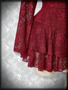 SHEIN ICON 加大码蕾丝方领细肩带分层蕾丝蛋糕裙，蕾丝荷叶边上衣两件套，适合约会、万圣节服装 - 酒紅色 - 查看 4
