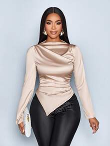 SOLERSUN 秋冬女装日常休闲优雅通勤肩部褶饰纽扣聚拢腰部不对称下摆光泽弹力面料杏色初秋长袖衬衫 - 杏色 - 查看 7