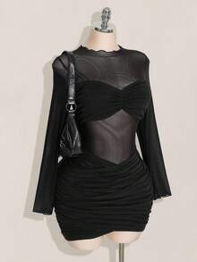 SHEIN ICON Vestido mini de manga larga con parches de malla transparente y fruncido para mujer de talla grande - Negro - Ver 4