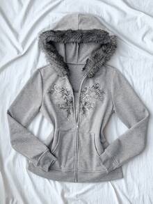 SHEIN EZwear Women's Retro Print Rhinestone Fuzzy Collar Sweatshirt Women Sweatshirts Women Winter Clothes Rhinestone Zip Up Women Sweatshirts Rhinestone Zip Up Cross Sweatshirt For Women Women Sweatshirts Women Sweatshirts - Grey - View 4