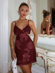 SHEIN PETITE Đầm nữ cổ chữ V khoét eo lãng mạn thanh lịch - Màu Đỏ Sâu - Xem 2