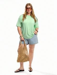 Solavibe Plus Letter Embroidery Drop Shoulder Tee - Green - View 1