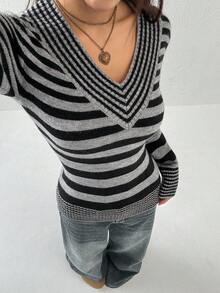 Jeanoix Jeanoir V-Neck Striped Sweater, Casual Ladies Knitted Sweater - Multicolor - View 4