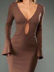 MISSGUIDED 长袖镂空低胸罗纹针织长裙秋冬晚会俱乐部修身喇叭袖及地长裙 - 棕色 - 查看 3